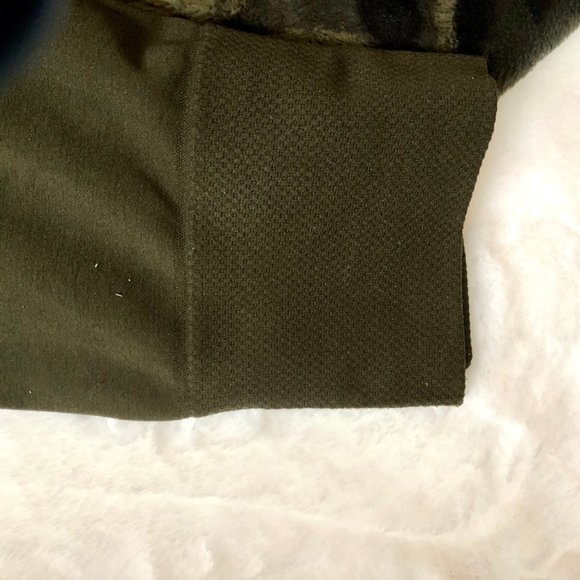 3/$25 Seamless Fleece Lined Leggings - Picture 3 of 5